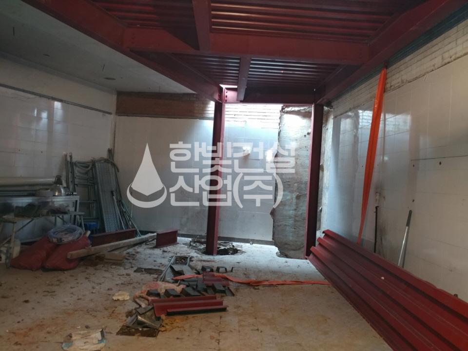 2000769928_6xb5izgm_357746b5d575e9062838f35e9046ae4f9c899496.jpg 이미지크게보기