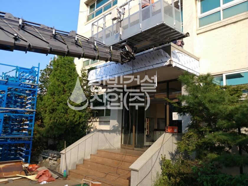 2000769928_EWD96y8m_1683853eedb513899edef82bc73d3653153ba923.jpg 이미지크게보기