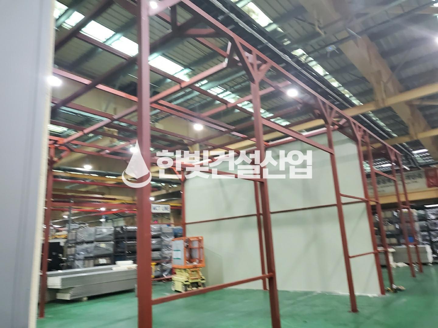 /user/h/hanbit/editor/2312/b09d6d7164b77ed88f82c94303b6798b_1703664461_4981.jpg 이미지크게보기