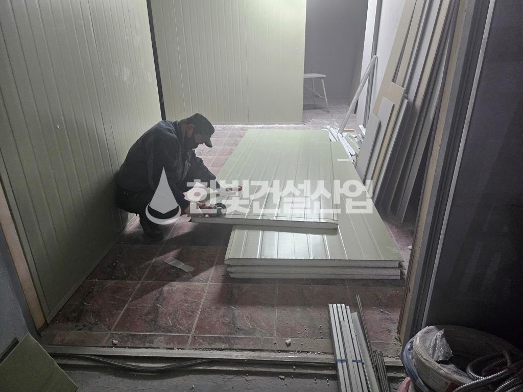 /user/h/hanbit/editor/2402/78aee5abb797d137c4d9db8a2660dcff_1709011678_214.jpg 이미지크게보기