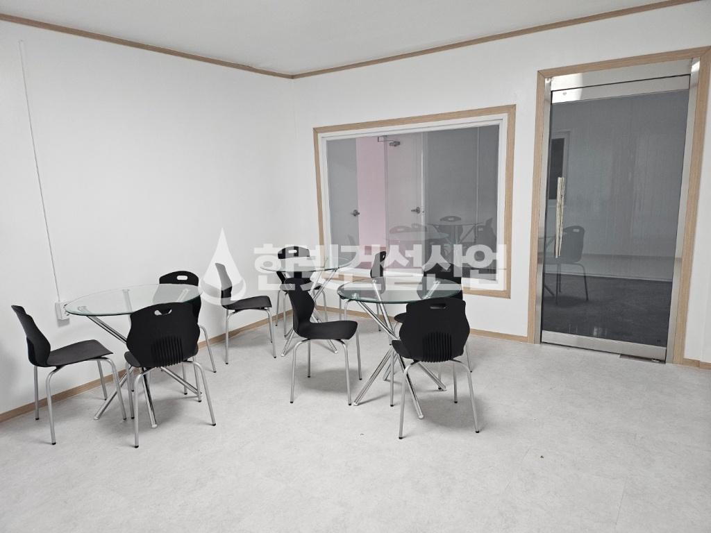 /user/h/hanbit/editor/2402/78aee5abb797d137c4d9db8a2660dcff_1709012105_4467.jpg 이미지크게보기