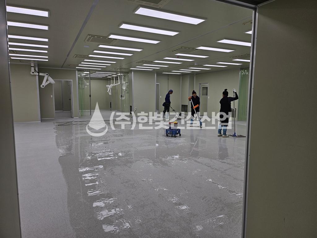 /user/h/hanbit/editor/2503/55af7b089e58087759dc2f99f2c4b3c2_1742278544_3717.png 이미지크게보기