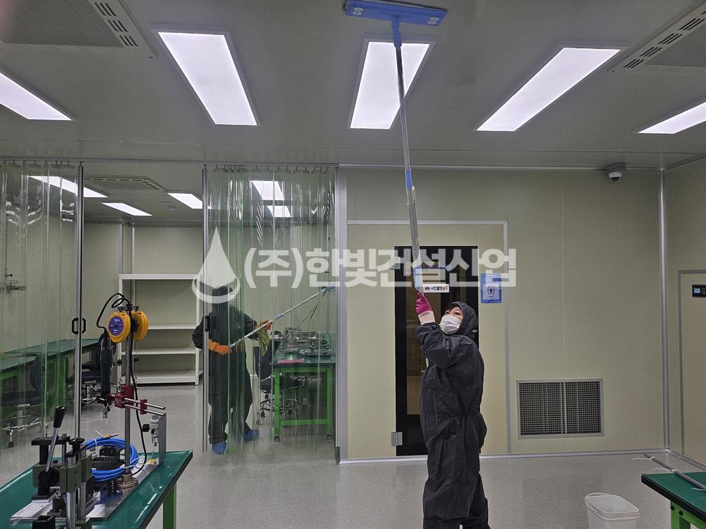 /user/h/hanbit/editor/2503/55af7b089e58087759dc2f99f2c4b3c2_1742278552_3359.png 이미지크게보기