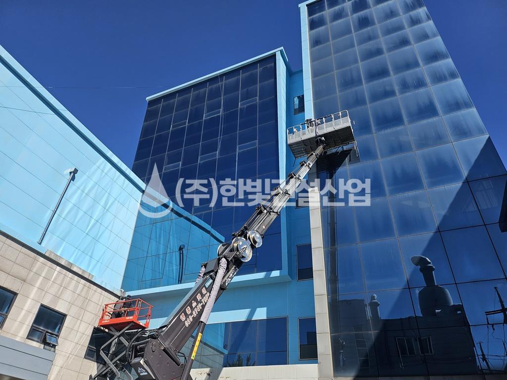 /user/h/hanbit/editor/2503/55af7b089e58087759dc2f99f2c4b3c2_1742282638_1159.jpg 이미지크게보기