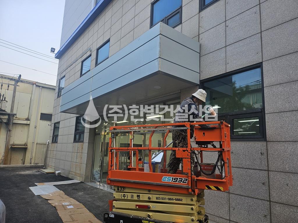/user/h/hanbit/editor/2503/55af7b089e58087759dc2f99f2c4b3c2_1742282668_2769.jpg 이미지크게보기