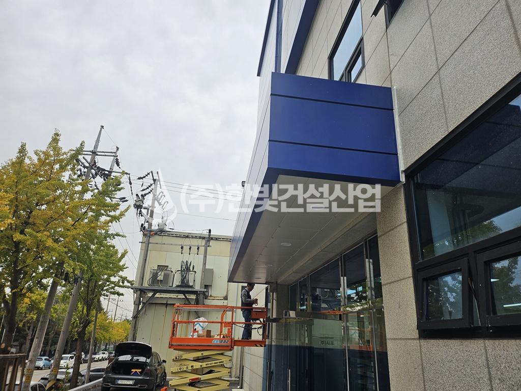 /user/h/hanbit/editor/2503/55af7b089e58087759dc2f99f2c4b3c2_1742282676_4738.jpg 이미지크게보기