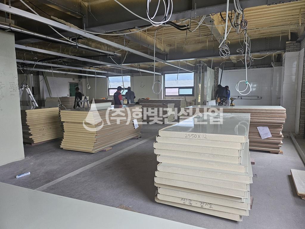 /user/h/hanbit/editor/2503/55af7b089e58087759dc2f99f2c4b3c2_1742287050_973.jpg 이미지크게보기